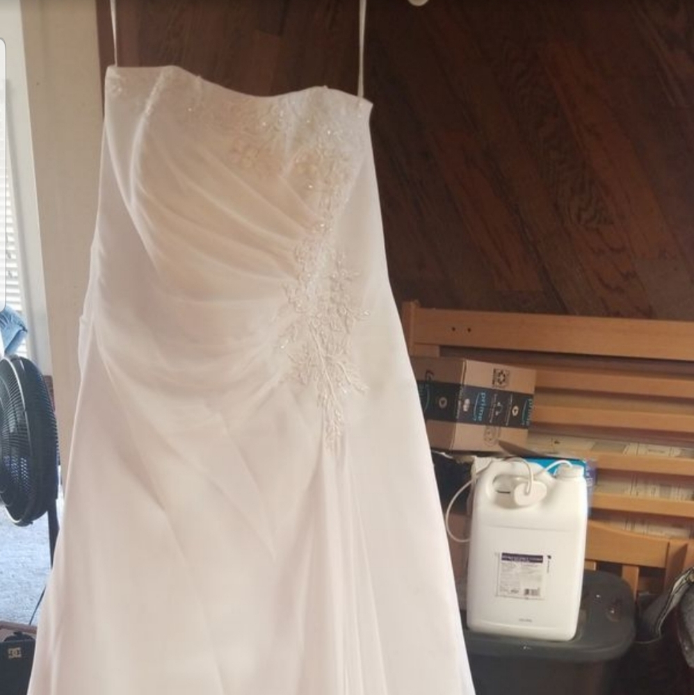 David's bridal wedding dress